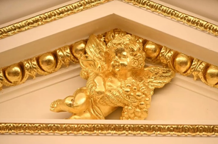 Donald Trump’s Plan to Add Gold Decor to White House Sparks Debate and Public Reactions